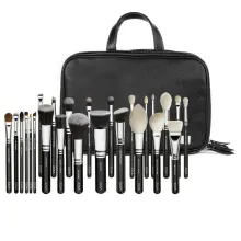 Набор Кистей MAKEUP ARTIST ZOE BAG 25 кистей